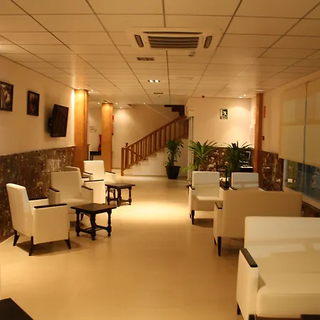 Hotel Acosta Ciudad De La Musica 3*