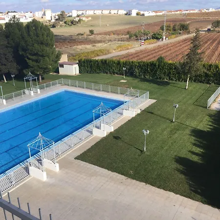 Acosta Ciudad De La Musica 3*