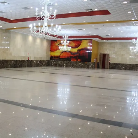 Acosta Ciudad De La Musica Otel 3*