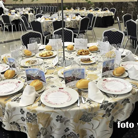 Hotell Acosta Ciudad De La Musica 3*