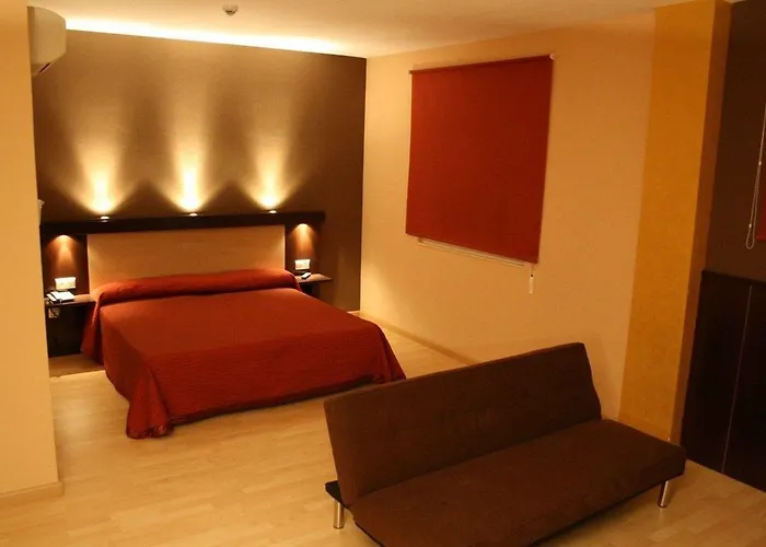 Acosta Ciudad De La Musica فندق 3*