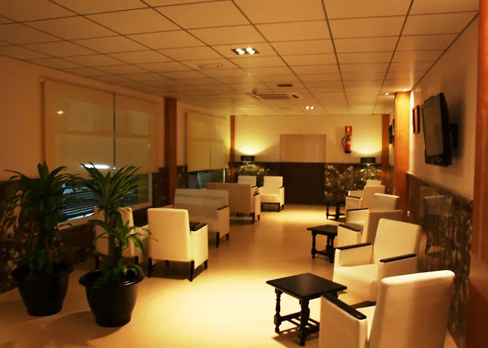 فندق Acosta Ciudad De La Musica