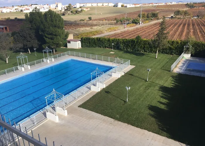 Acosta Ciudad De La Musica 3*