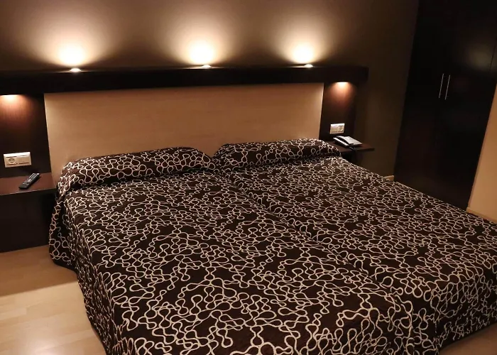 فندق Acosta Ciudad De La Musica فيلافرانكا دي لوس باروس