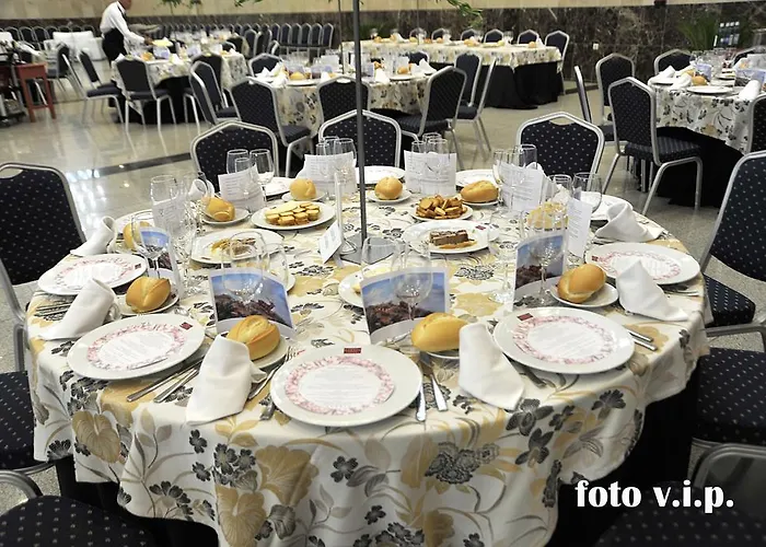 فندق Acosta Ciudad De La Musica 3*